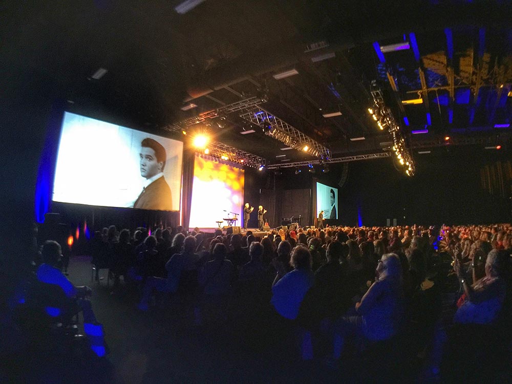 elvis-presley-memphis-soundstage