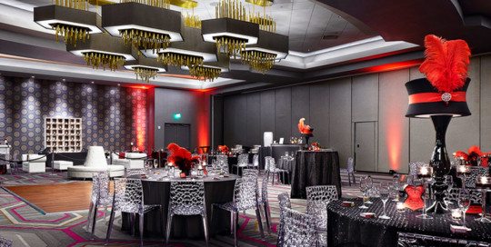 Graceland Guest House Ballroom