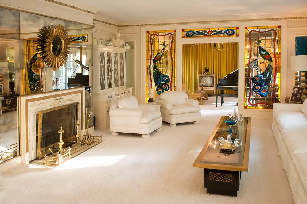 Graceland Mansion Living Room | The Guest House at Graceland Graceland Mansion Living Room