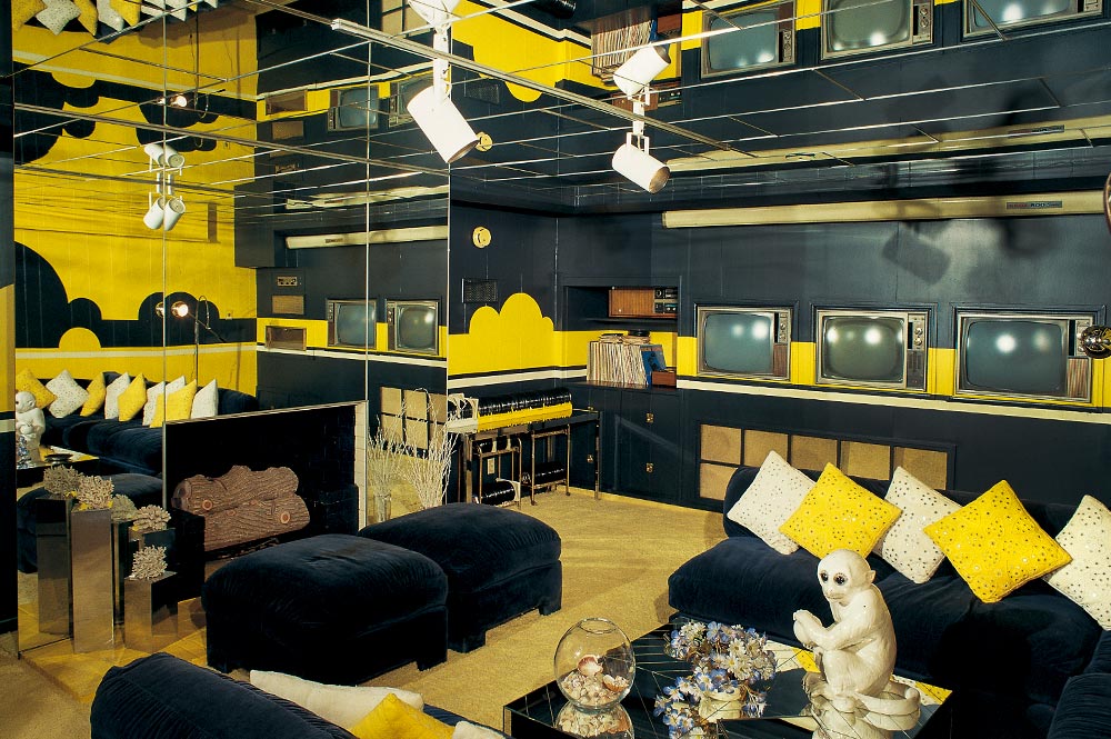 Graceland Presley For A Day Tv Room | The Guest House at Graceland Graceland Presley For A Day Tv Room