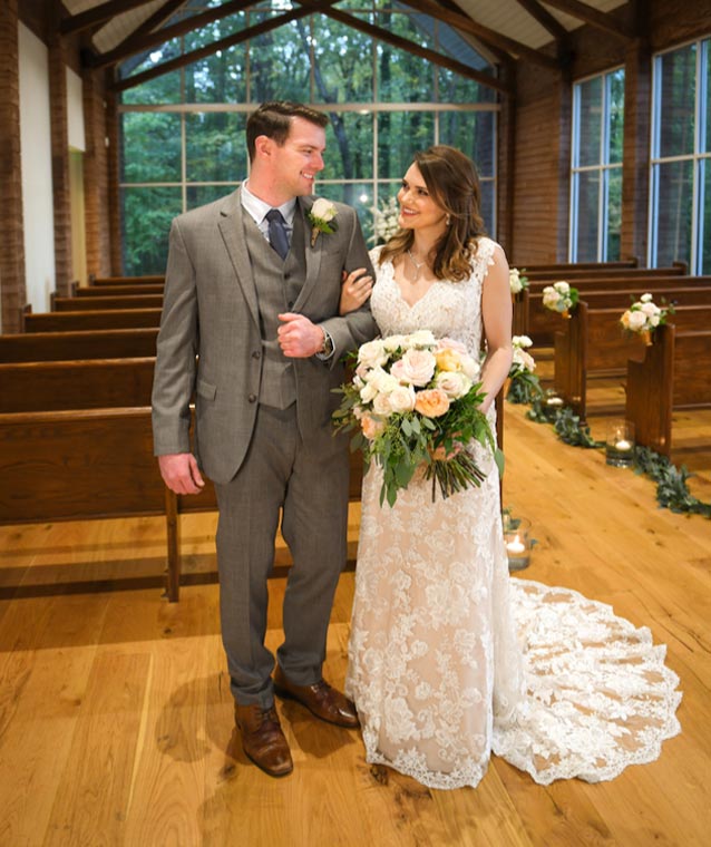 | The Guest House at Graceland Graceland's Chapel In The Woods - Couple