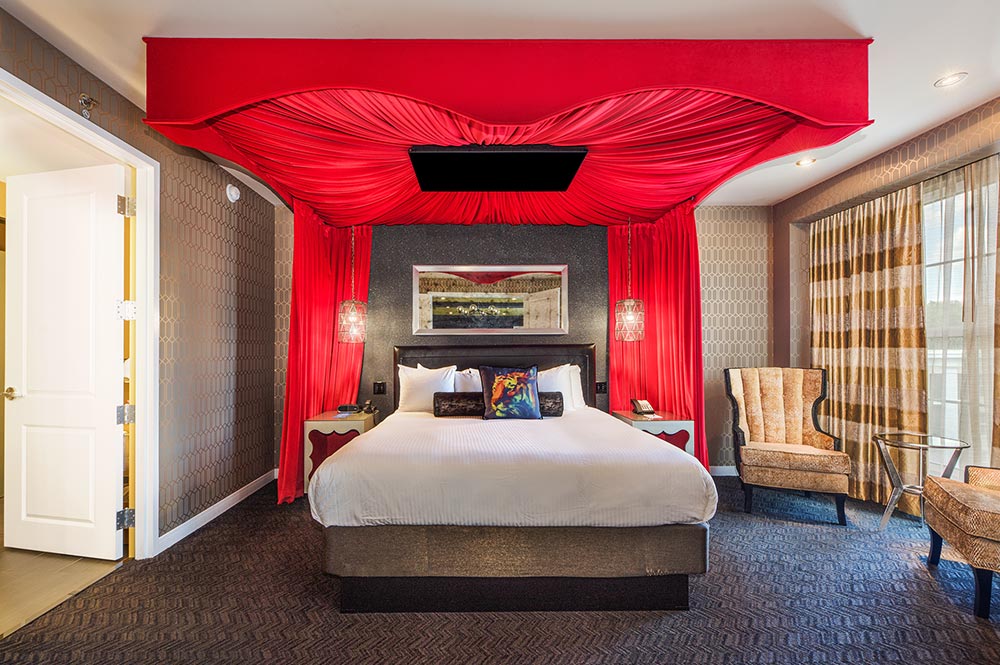 | The Guest House at Graceland The Guest House at Graceland - King Suite Bedroom