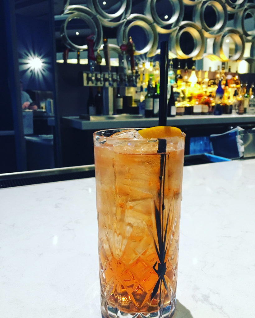 memphis-staycation-at-the-guest-house-at-graceland-3